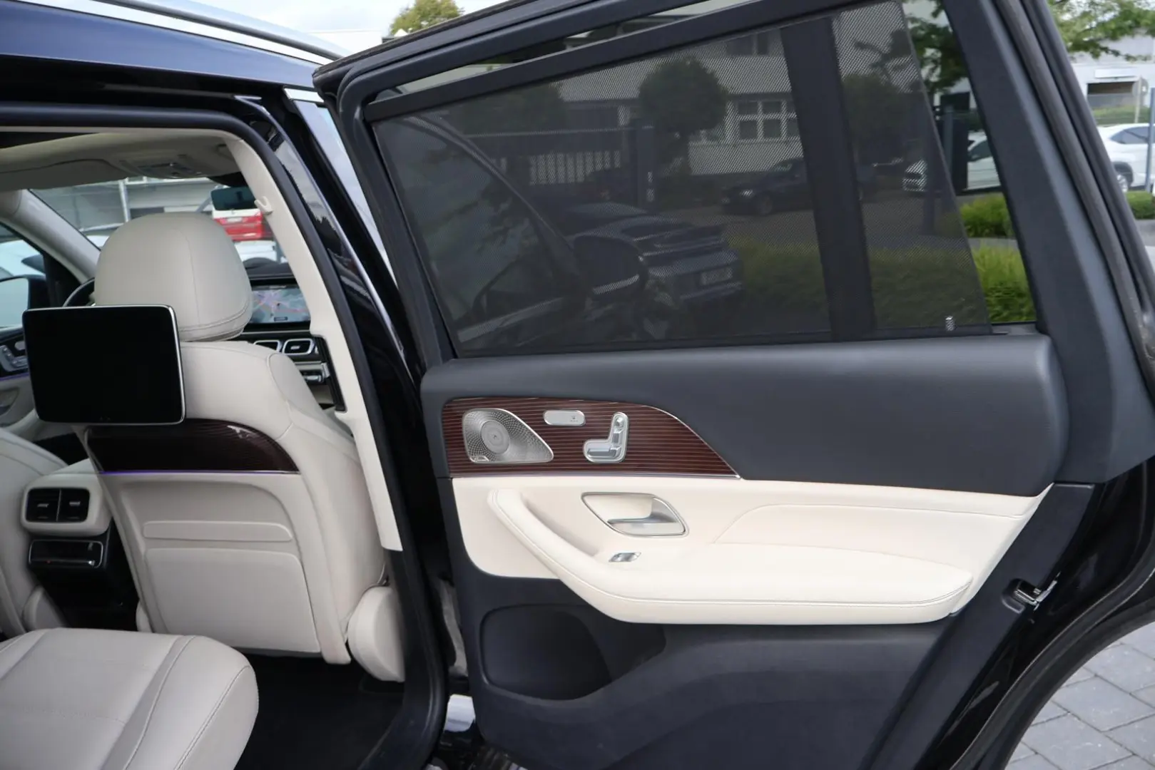 GLS 450 4M  Pano-RearTV-eActiveBody-Stdhzg-AHK