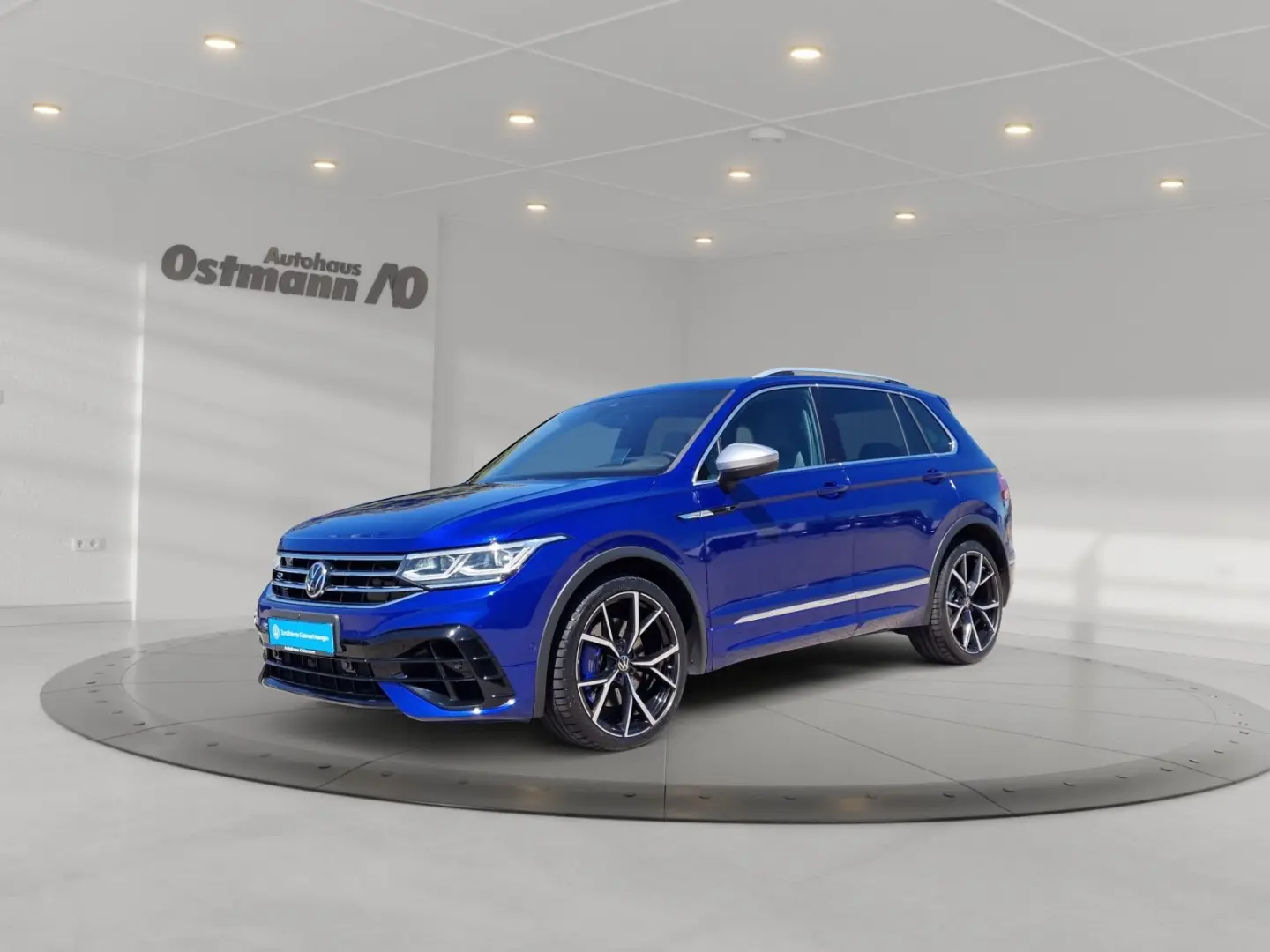 Tiguan 2.0 TSI BMT R 4Motion DCC HUD Pano 4xSHZ