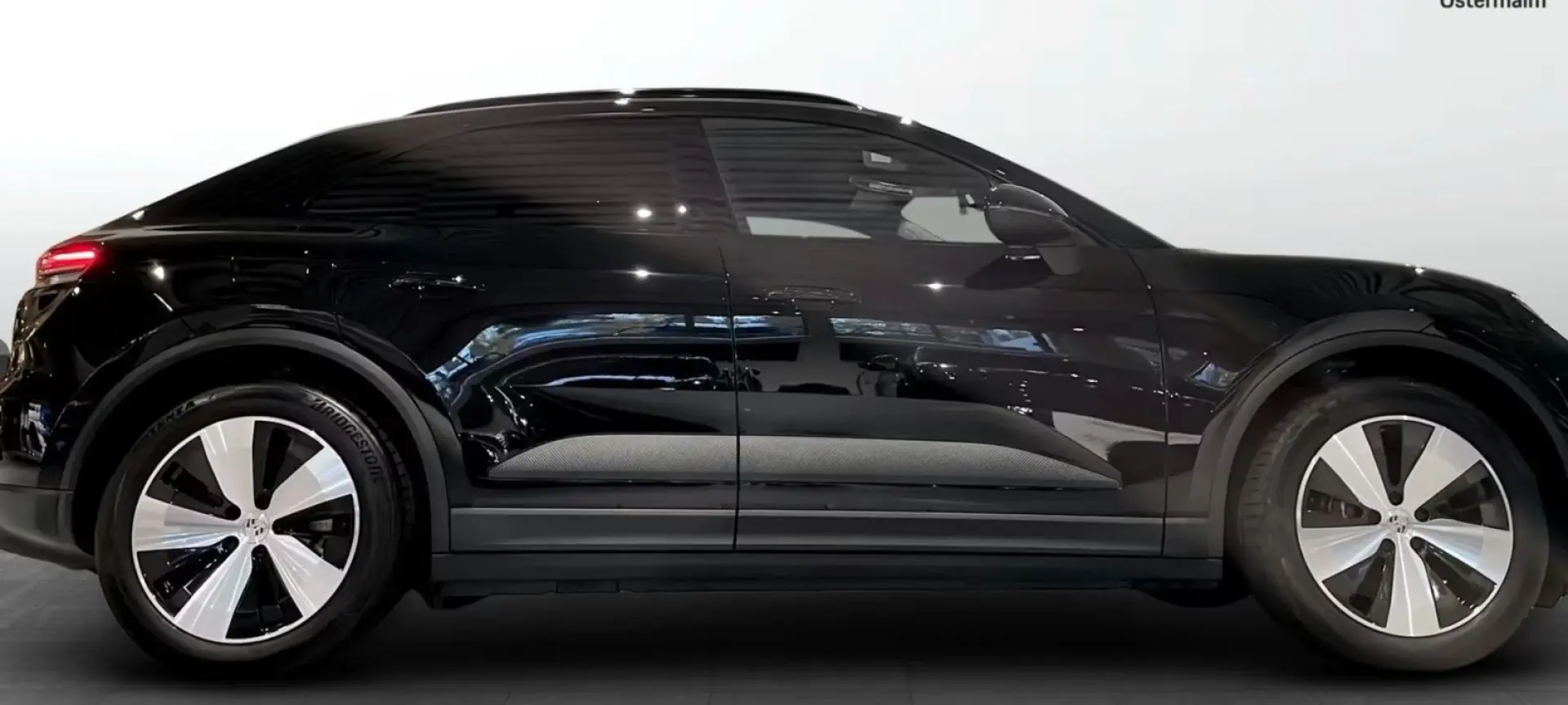 Porsche Macan Electric 4