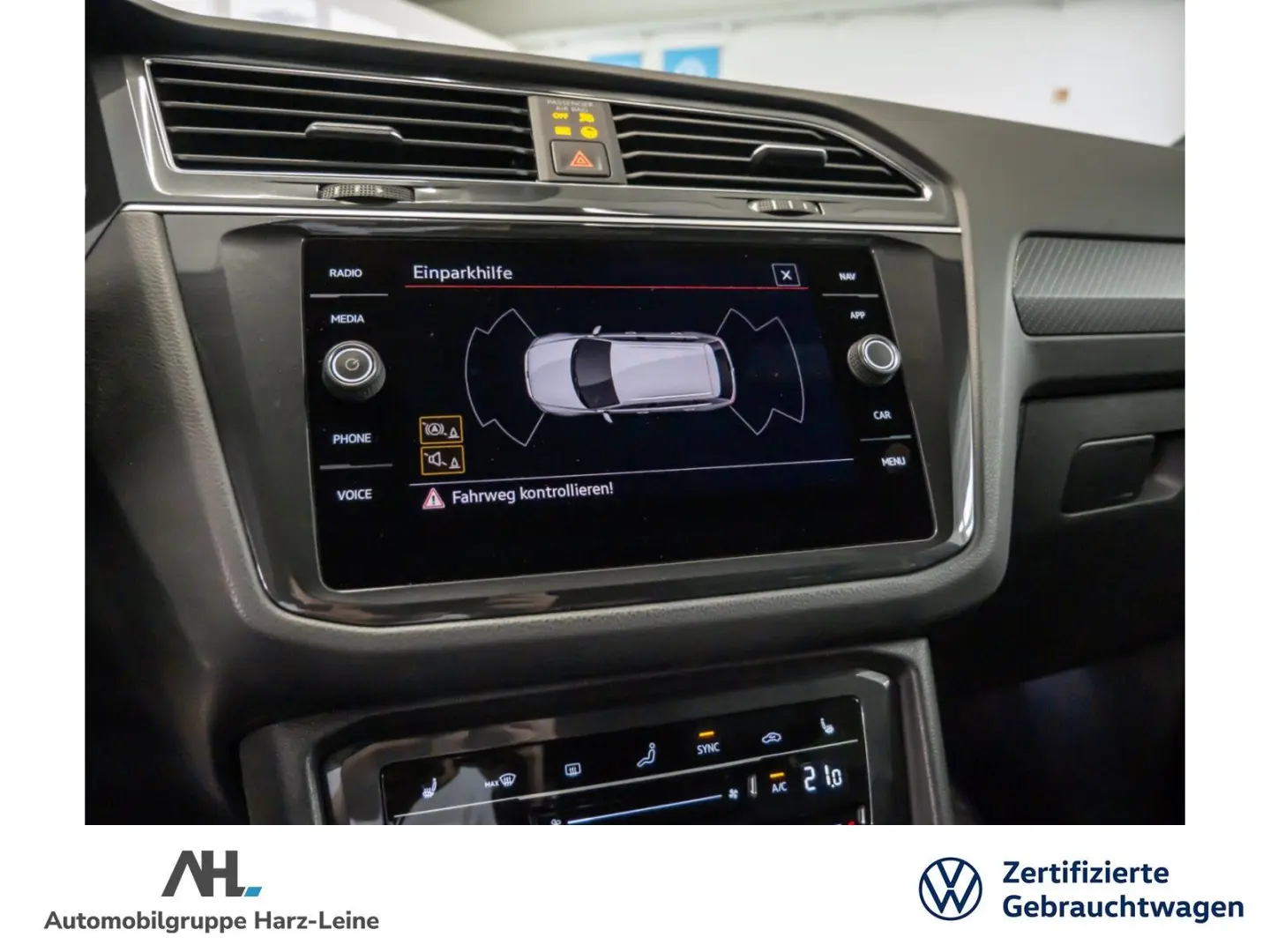 Tiguan R-LINE 4 MOTION  DSG ACC LEDER DCC NAVI M