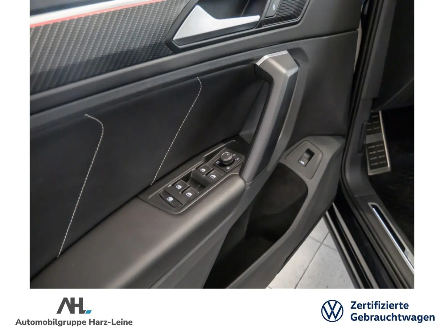 Tiguan R-LINE 4 MOTION  DSG ACC LEDER DCC NAVI M