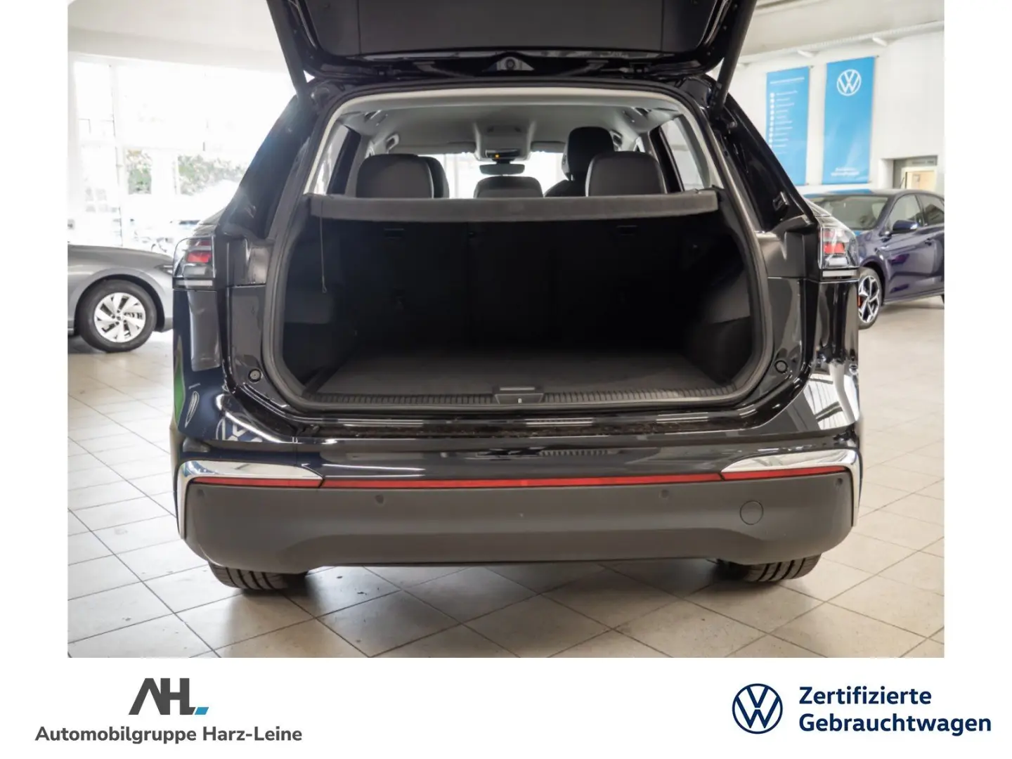 Tiguan ELEGANCE eTSI DSG AHK ALU 19'' DCC PRO LE