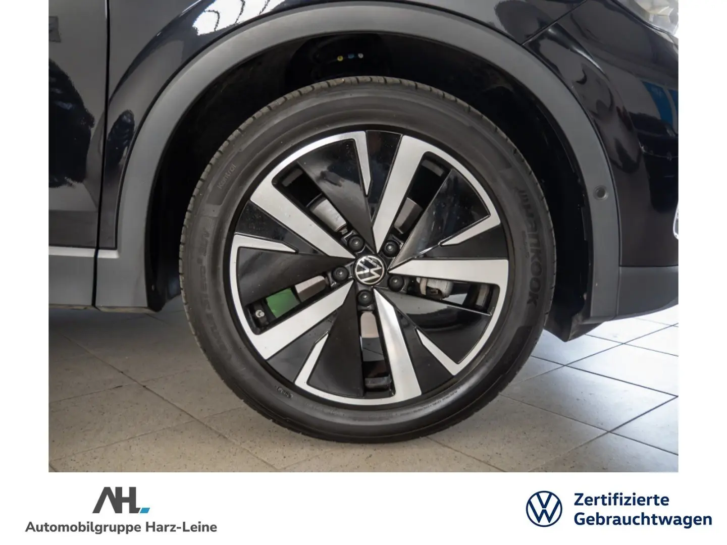 Tiguan ELEGANCE eTSI DSG AHK ALU 19'' DCC PRO LE