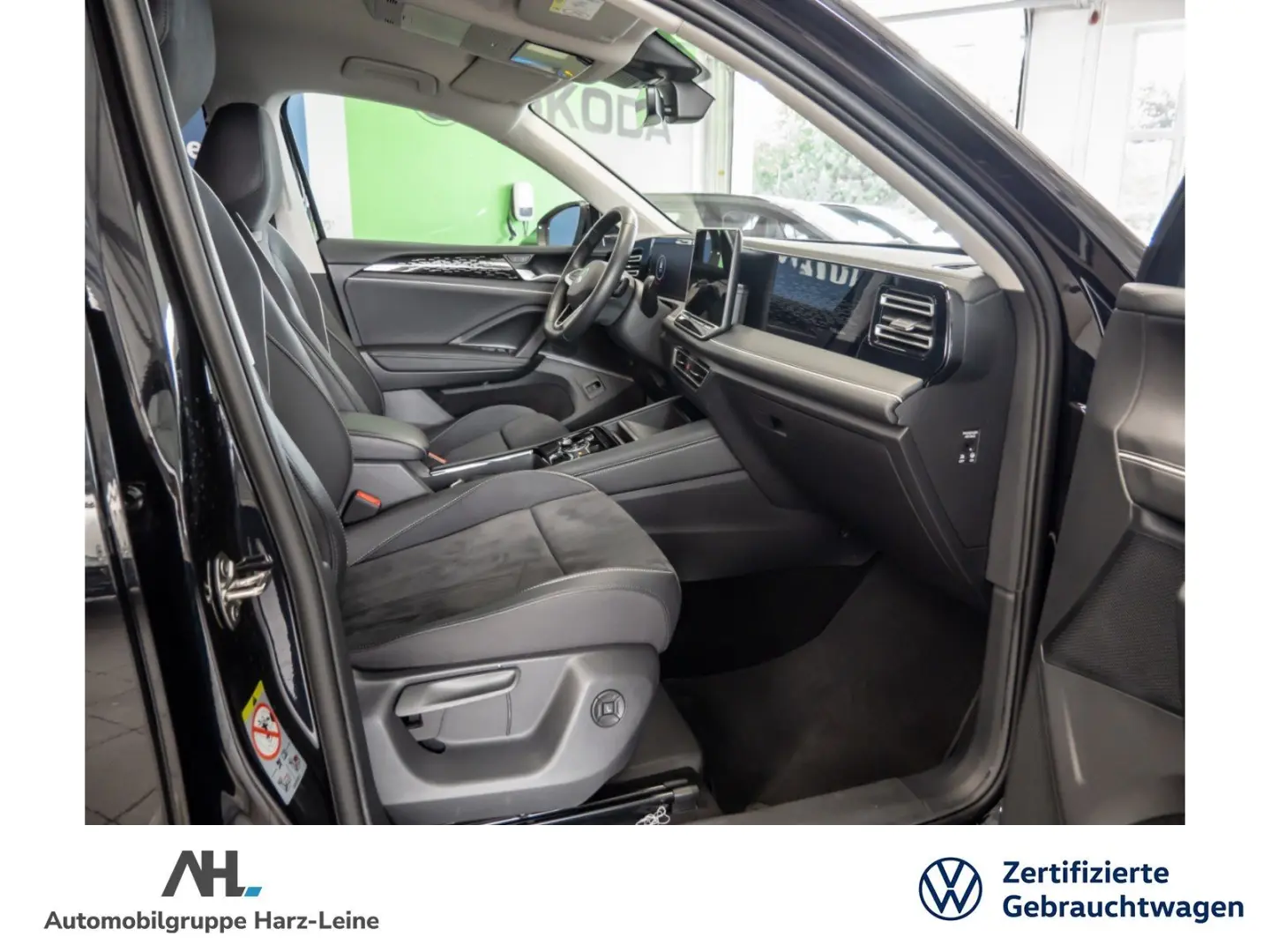 Tiguan ELEGANCE eTSI DSG AHK ALU 19'' DCC PRO LE