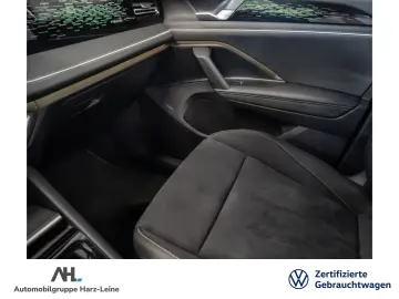 Tiguan ELEGANCE eTSI DSG AHK ALU 19'' DCC PRO LE