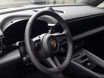 Porsche Macan Electric 4 Panoramadach BOSE LED-