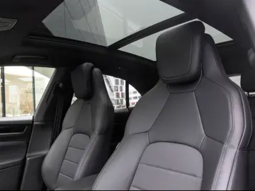 Porsche Macan Electric 4 Panoramadach BOSE LED-