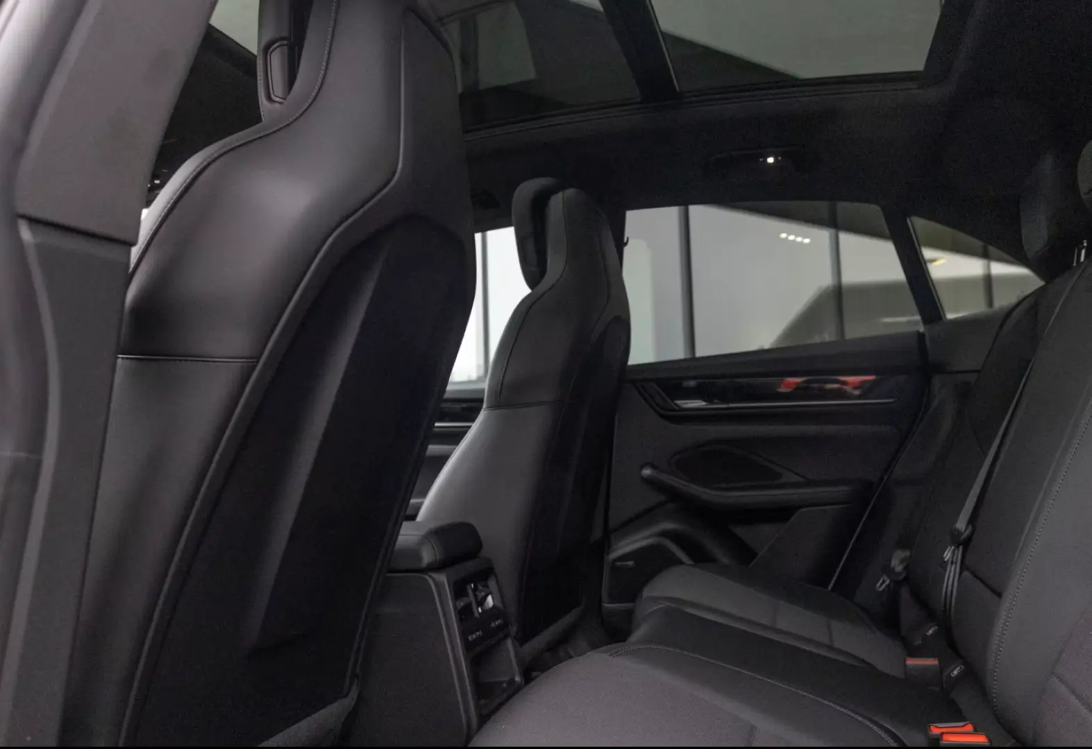 Porsche Macan Electric 4 Panoramadach BOSE LED-