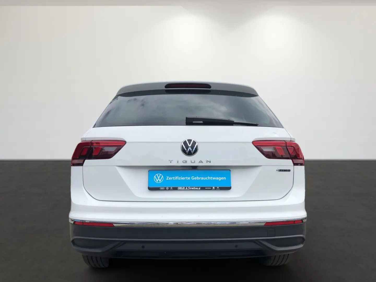 Tiguan MOVE 2.0 TSI DSG 4M AHK STDHZG PANO KAM