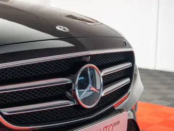 Mercedes Benz E 220d AMG 4Matic
