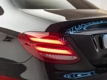 Mercedes Benz E 220d AMG 4Matic