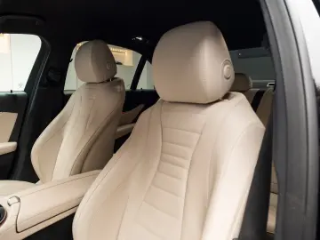 Mercedes Benz E 220d AMG 4Matic