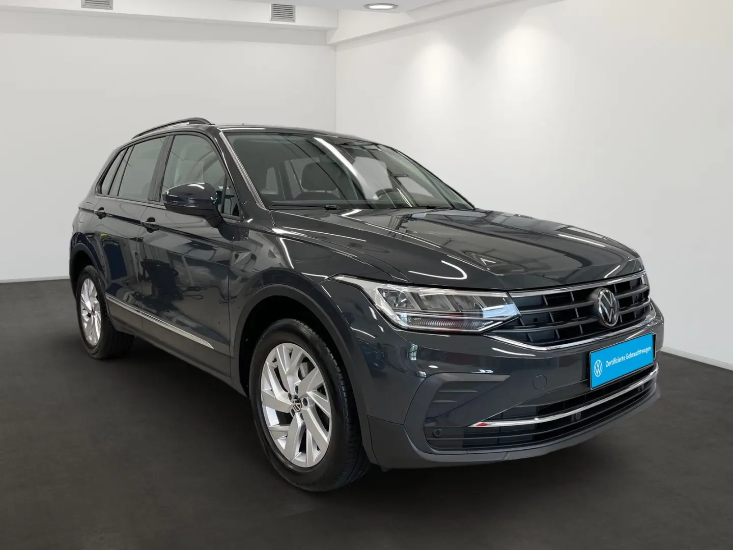 Tiguan 2.0 TDI 4M Life  LED NAVI PARKSENSOR