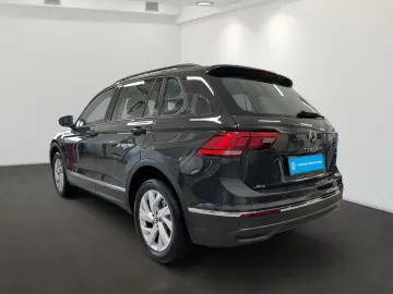 Tiguan 2.0 TDI 4M Life  LED NAVI PARKSENSOR