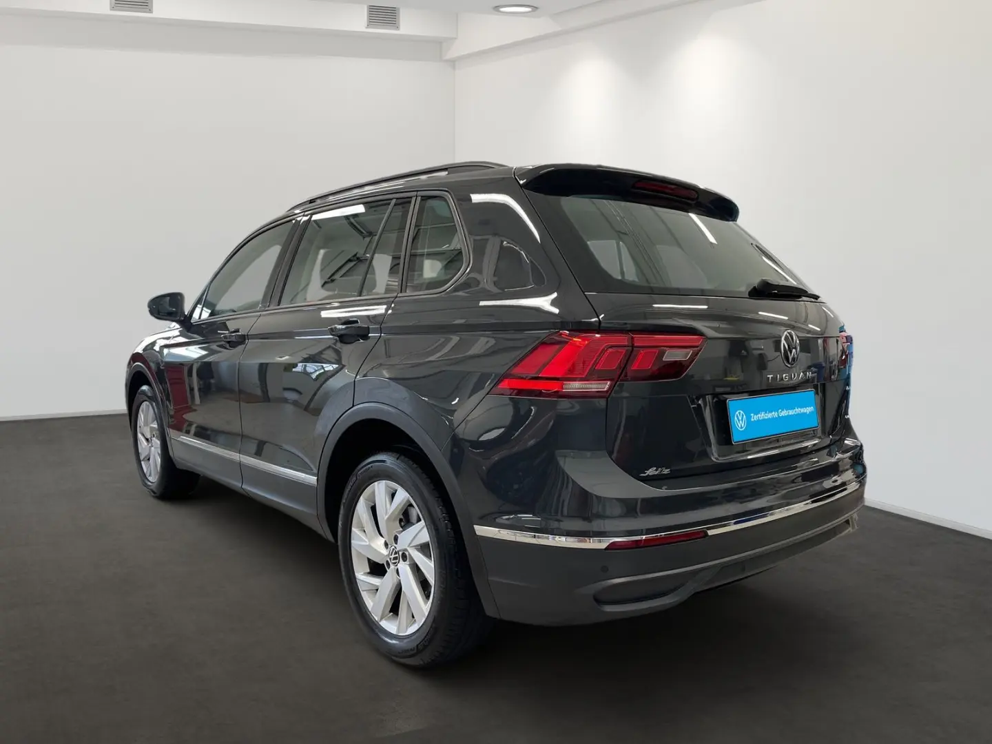 Tiguan 2.0 TDI 4M Life  LED NAVI PARKSENSOR
