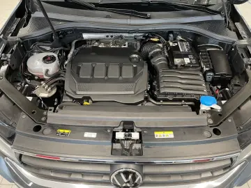 Tiguan 2.0 TDI 4M Life  LED NAVI PARKSENSOR