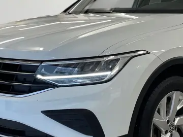Tiguan 2.0 TSI 4M Life  AHK LED PDC NAVI