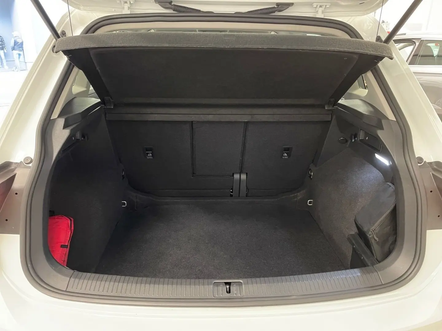 Tiguan 2.0 TSI 4M Life  AHK LED PDC NAVI