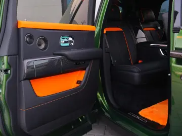 Cullinan BlackBadge NOVITEC Widebody II-4 Seater