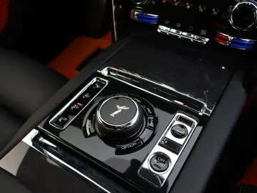 Cullinan BlackBadge NOVITEC Widebody II-4 Seater