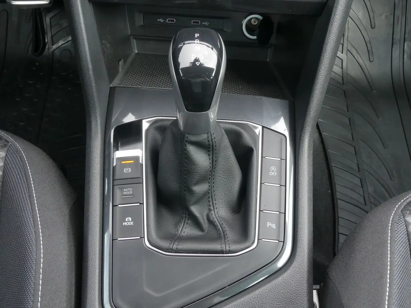 Tiguan 1.5 TSI United LED Navi ACC App Connect