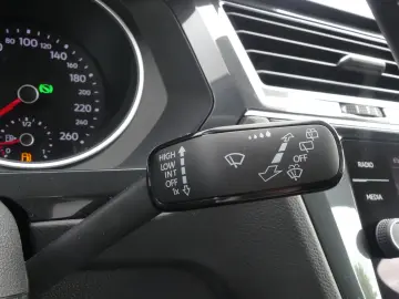 Tiguan 1.5 TSI United LED Navi ACC App Connect