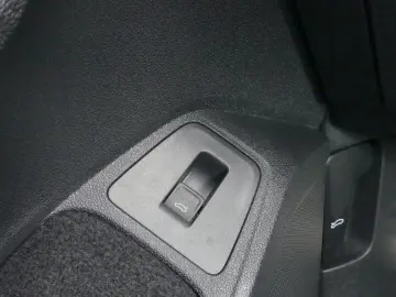 Tiguan 1.5 TSI United LED Navi ACC App Connect