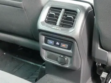 Tiguan 1.5 TSI United LED Navi ACC App Connect