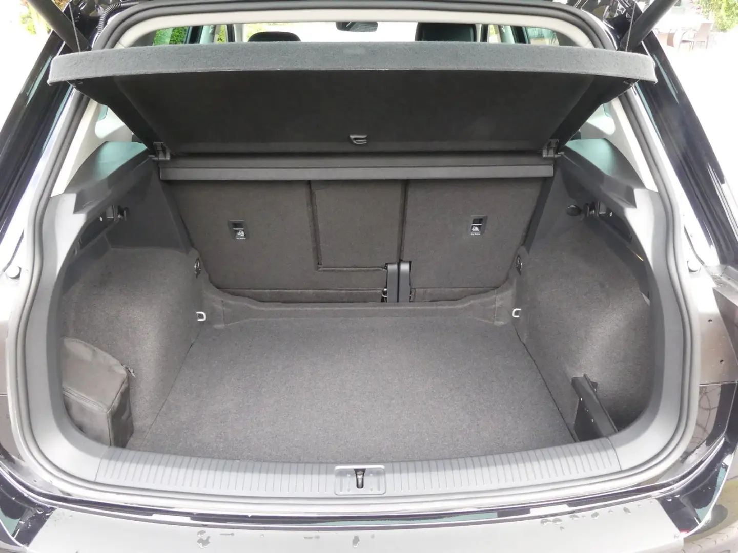 Tiguan 1.5 TSI United LED Navi ACC App Connect