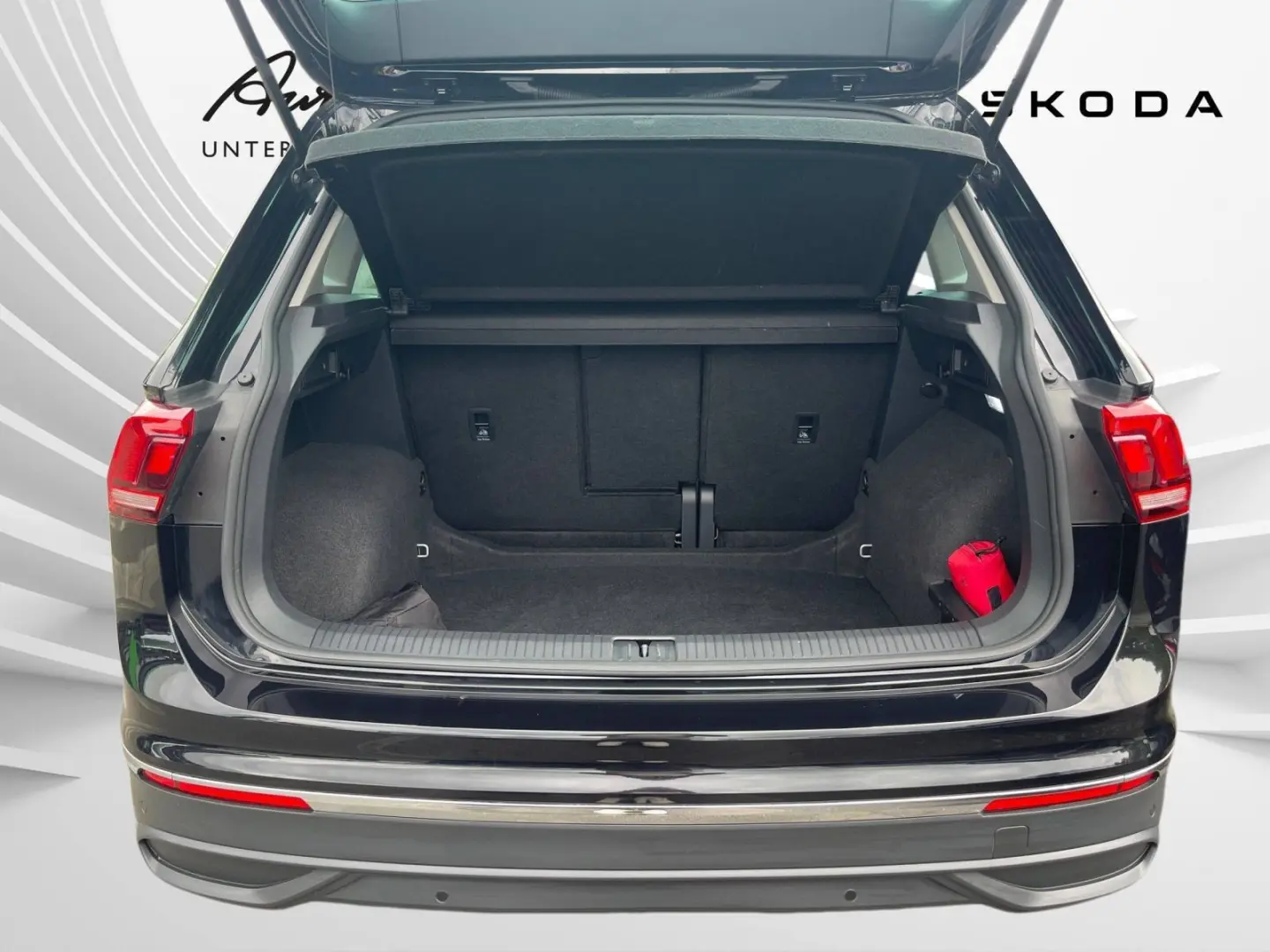 Tiguan 2.0 TDI Active DSG Navi LED ACC EPH AHK