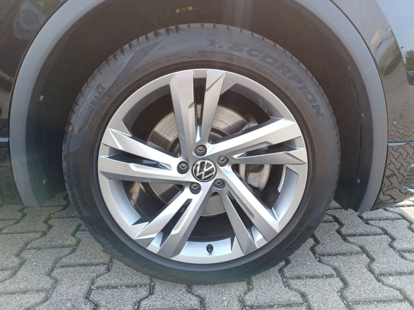 Tiguan TSI R-Line 4M DSG STH Matrix AHK Navi AID