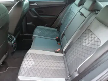 Tiguan TSI R-Line 4M DSG STH Matrix AHK Navi AID