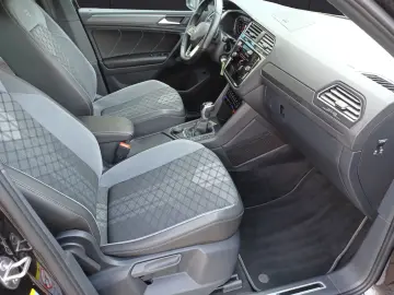 Tiguan TSI R-Line 4M DSG STH Matrix AHK Navi AID