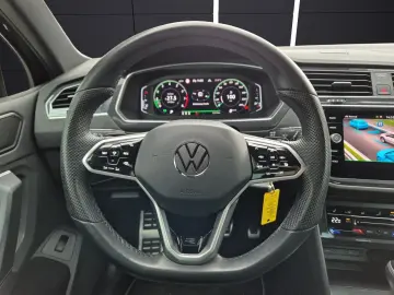 Tiguan TSI R-Line 4M DSG STH Matrix AHK Navi AID