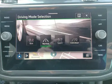 Tiguan TSI R-Line 4M DSG STH Matrix AHK Navi AID