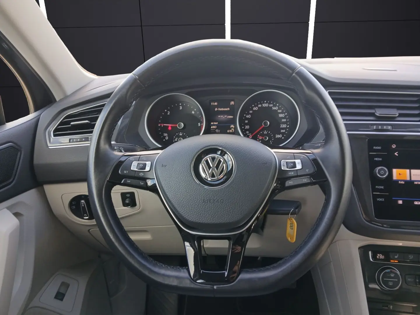 Tiguan TDI Comfortline LED AHK Navi HUD ACC PDC