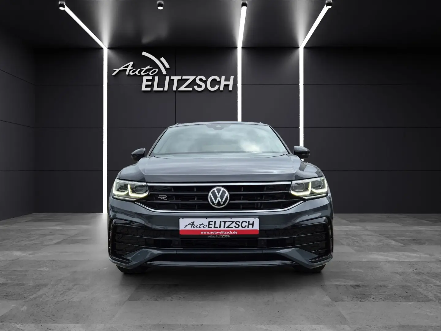 Tiguan TSI R-Line 4M DSG Matrix AHK Navi ACC RFK