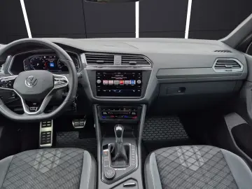 Tiguan TSI R-Line 4M DSG Matrix AHK Navi ACC RFK