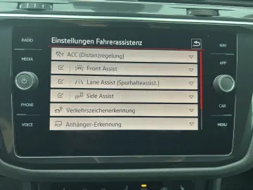 Tiguan TSI R-Line 4M DSG Matrix AHK Navi ACC RFK