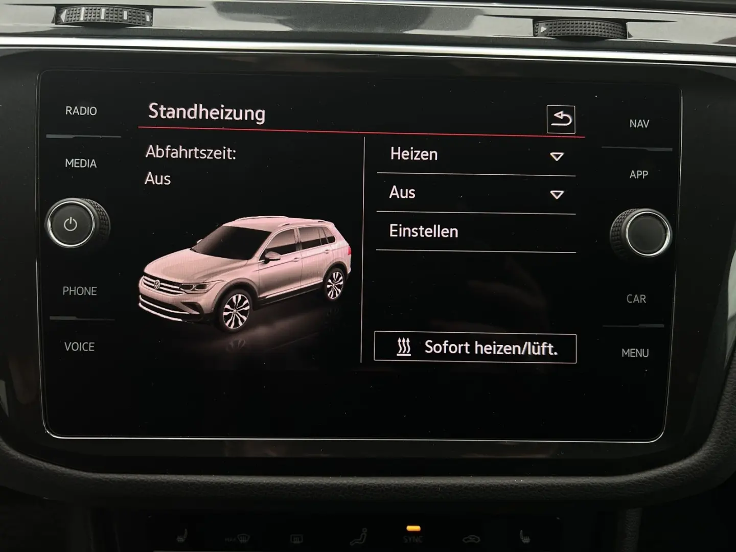 Tiguan TSI R-Line 4M DSG Matrix AHK Navi ACC RFK