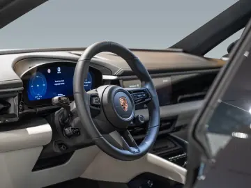 Porsche Macan 4 Suspensie pneumatică