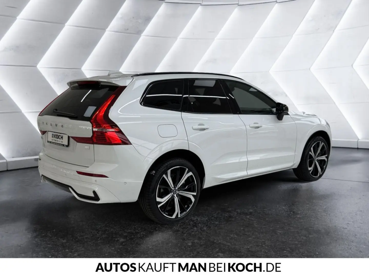 XC60 T6 Plug-In AWD Plus Dark ACC BLIS H K 360
