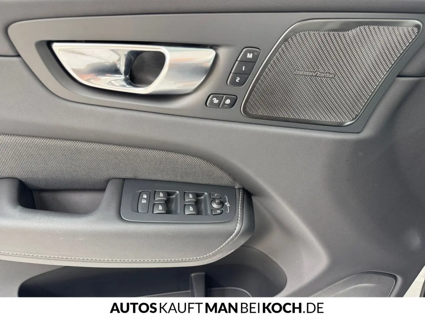 XC60 T6 Plug-In AWD Plus Dark ACC BLIS H K 360