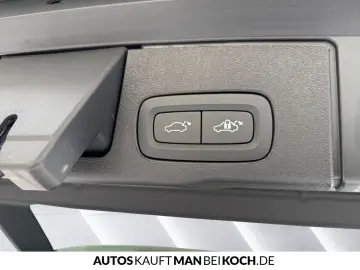 XC60 T6 Plug-In AWD Plus Dark ACC BLIS H K 360