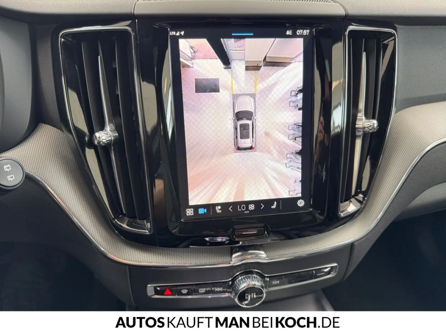 XC60 T6 Plug-In AWD Plus Dark ACC BLIS H K 360