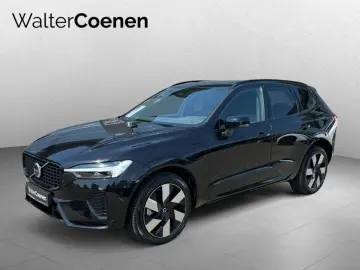XC60 T8 AWD Plug-in Hybrid Plus Dark 360  Fahrer