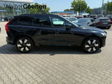 XC60 T8 AWD Plug-in Hybrid Plus Dark 360  Fahrer