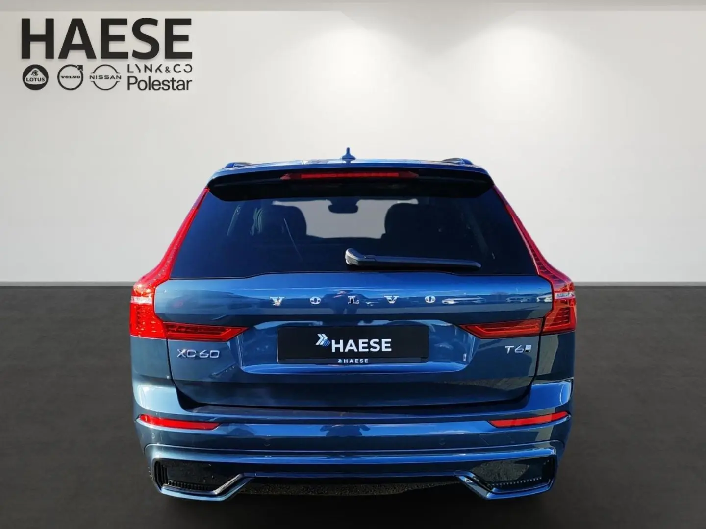 XC60 T6 Plus Dark Recharge Plug-In Hybrid AWD EU