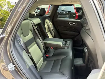 XC60 T6 AWD Plus Dark 360 H&K PANO ACC BLIS