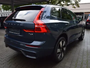 XC60 T6 Plus Dark PANO 360 H&K 20 Alu Leder Bils